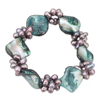 Igazgyöngy és Gyöngyház Gumis Karkötő