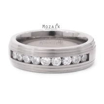 Titánium Karikagyűrű Cirkónia Kövekkel Titánium Karikagyűrű Cirkónia Kövekkel