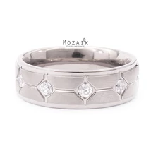 Titánium Karikagyűrű Cirkónia Kövekkel Titánium Karikagyűrű Cirkónia Kövekkel