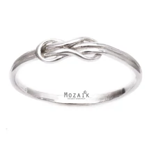 Ezüst Gyűrű Hurok Mintával Ezüst Gyűrű Hurok Mintával