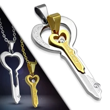 Nemesacél Két Tónusú Kétrészes Szíves Kulcs Medál