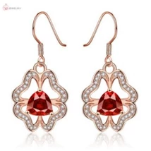 Aranyozott Réz Fülbevaló Piros Cirkóniával Aranyozott Réz Fülbevaló Piros Cirkóniával