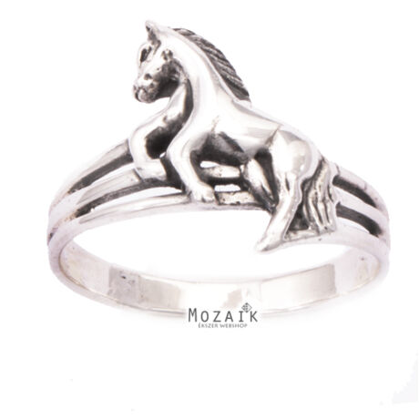 Ezüst Gyűrű Lóval